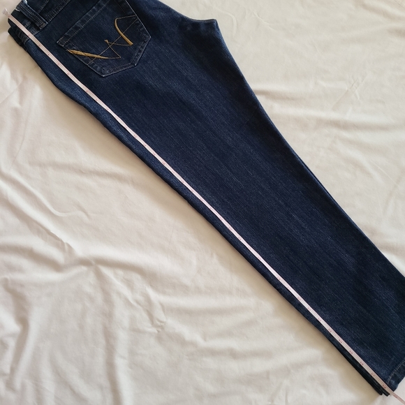 EUC Wet Seal Dark Blue Wash Straight Leg y2k Denim Jeans, Junior's 15 Short - Picture 8 of 12